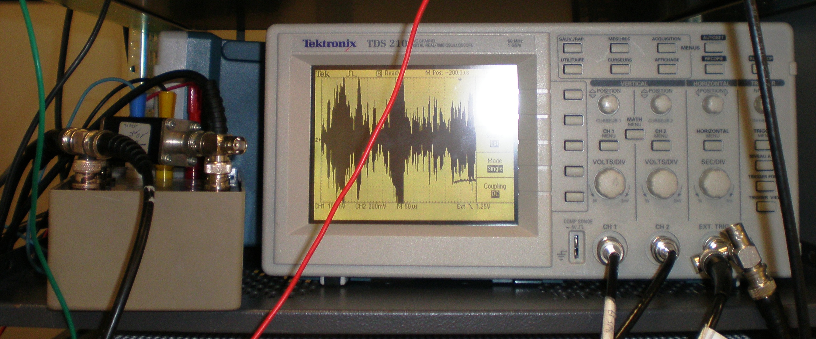 B2-Amplifier&Tektronix.JPG